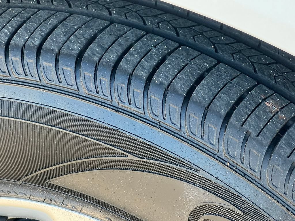 Used 2019 Buick Enclave Premium w/ Trailering Package, 5000 lbs. AWD/4WD image 9
