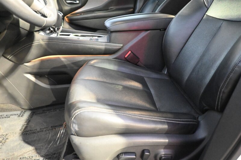 Used 2021 Nissan Murano SL w/ SL Moonroof Package AWD/4WD image 23