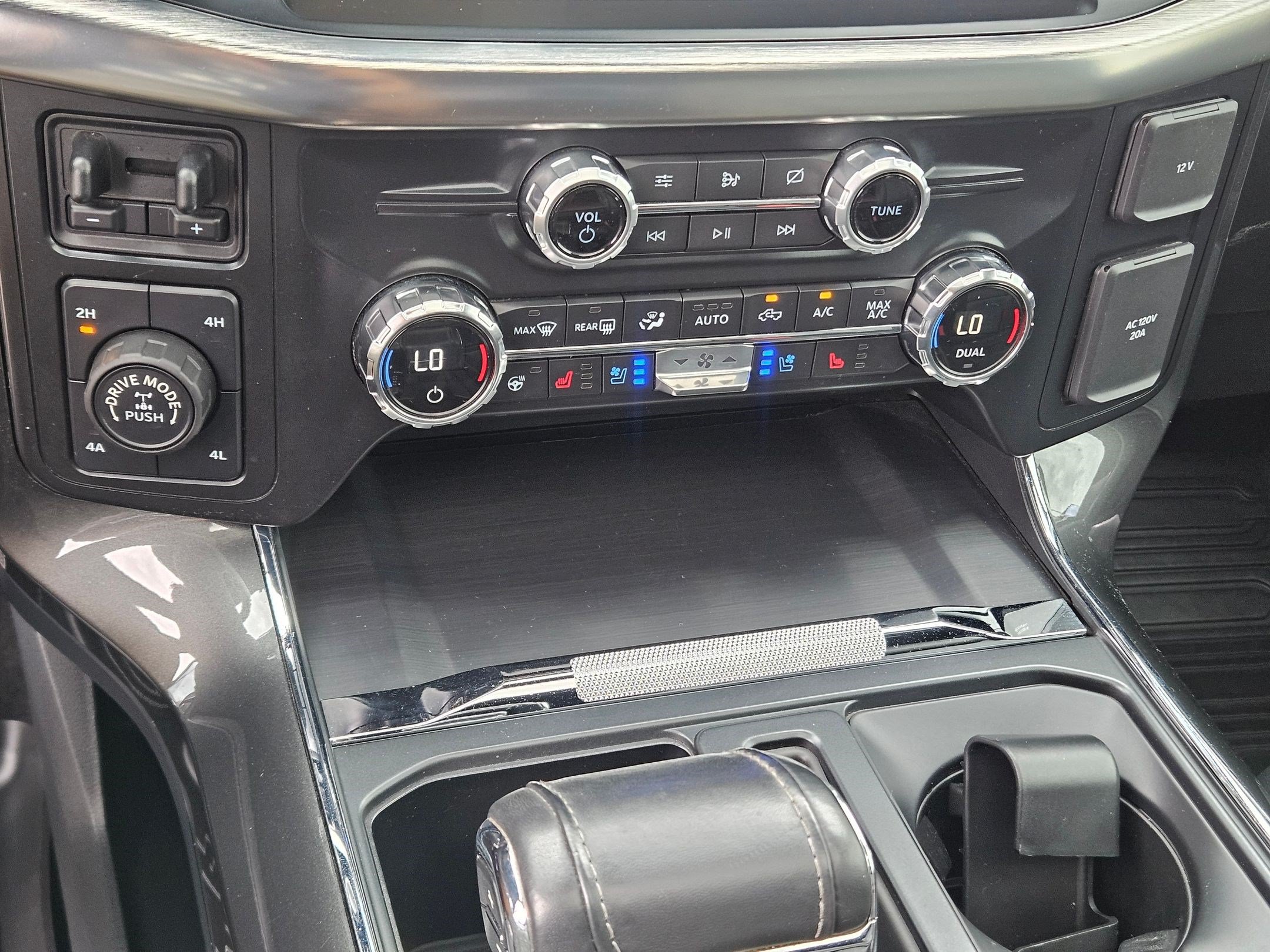Used 2021 Ford F150 Lariat w/ Equipment Group 502A High AWD/4WD image 31