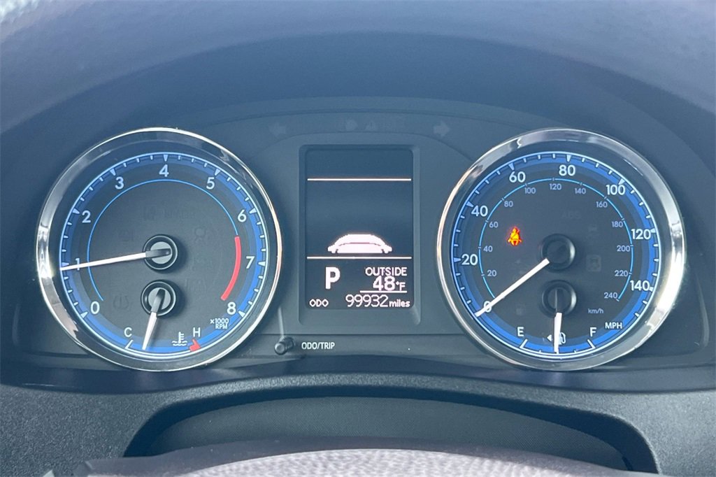 Certified 2018 Toyota Corolla LE image 24