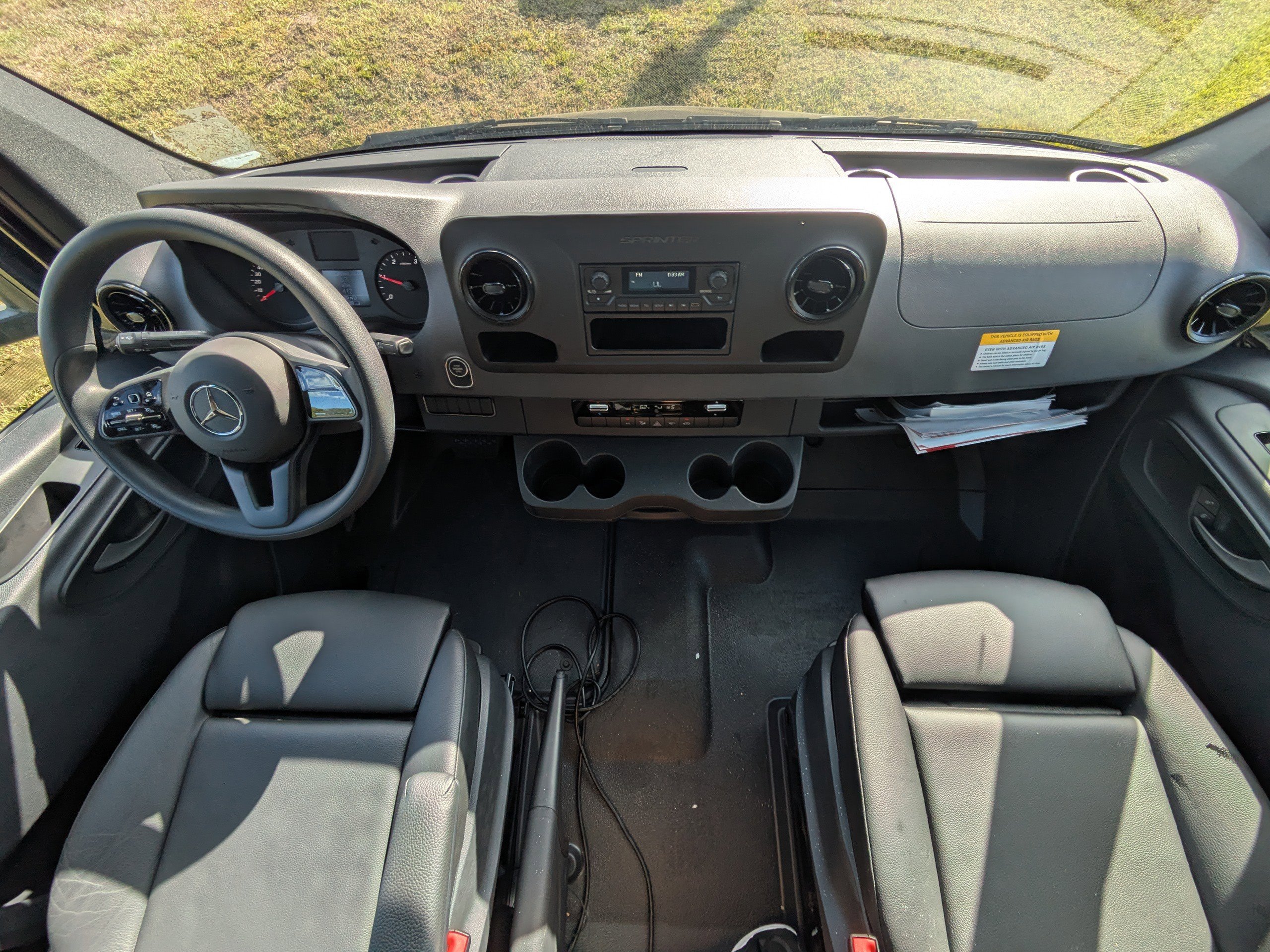 Used 2023 Mercedes-Benz Sprinter 3500 image 2