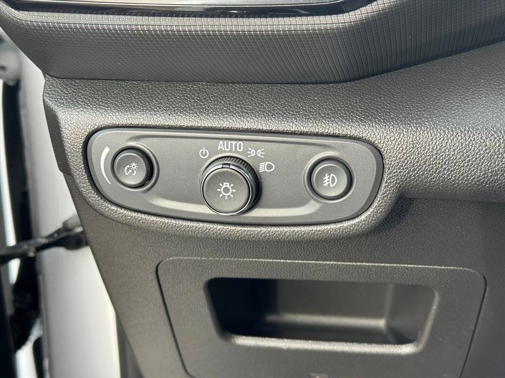 Used 2021 Chevrolet TrailBlazer LT w/ Convenience Package image 22