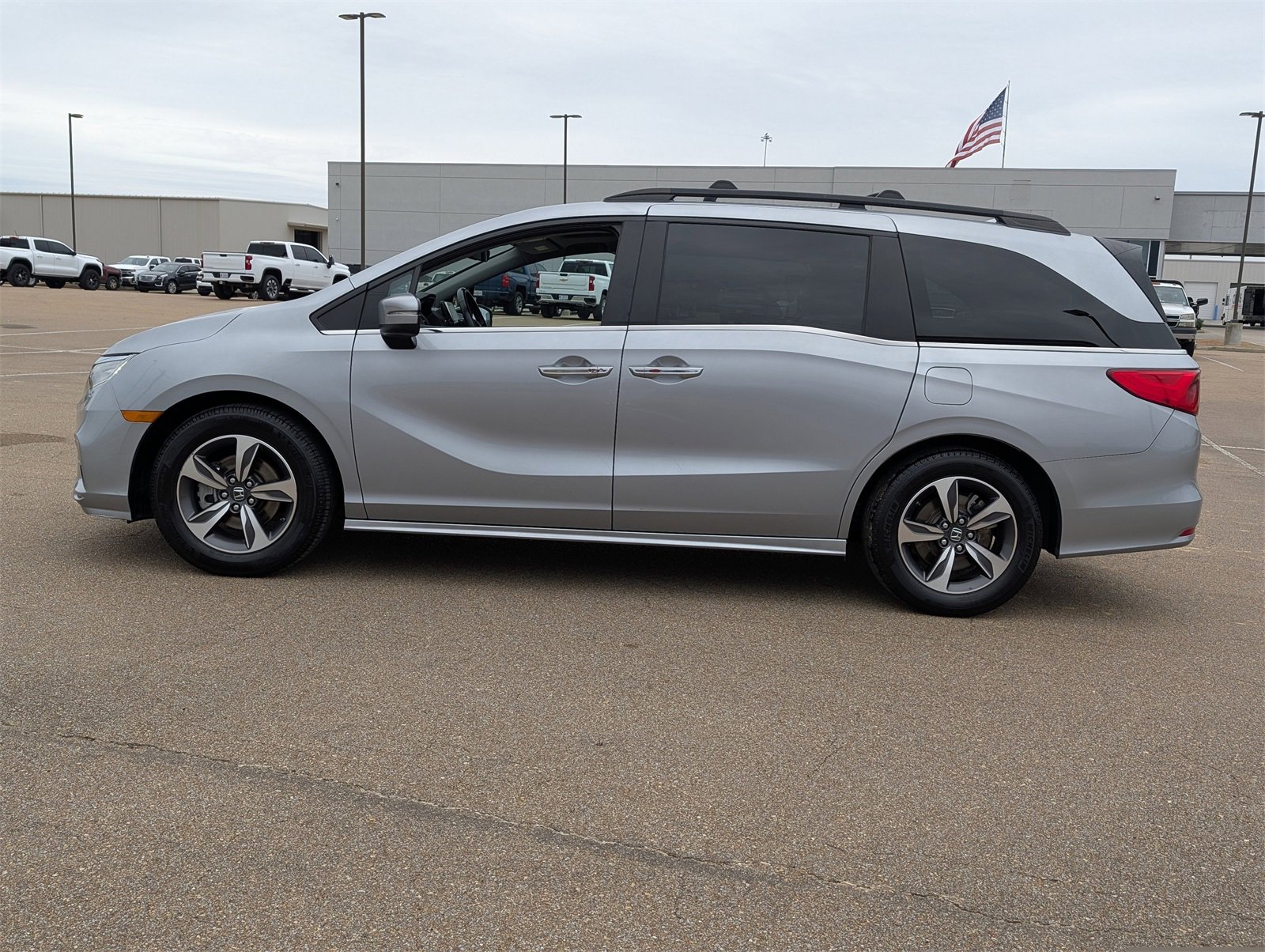 Used 2019 Honda Odyssey Touring image 8