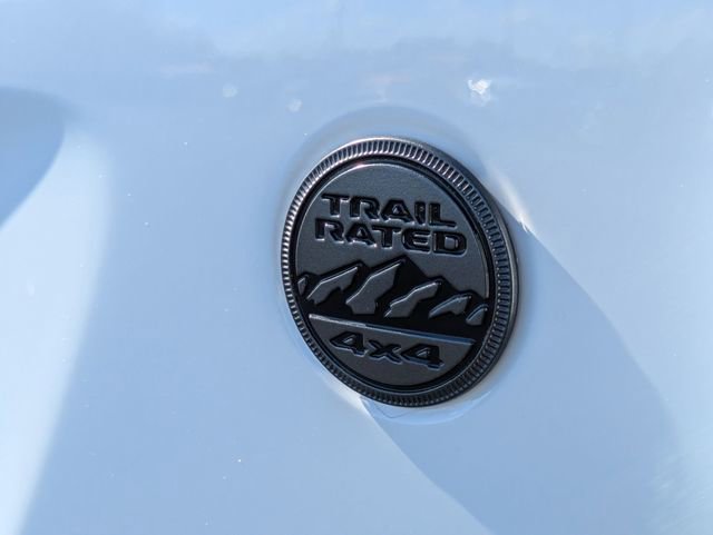 Used 2022 Jeep Gladiator Sport image 40