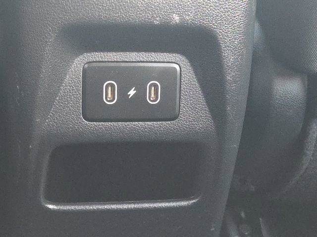 Used 2024 Hyundai Venue SEL image 13