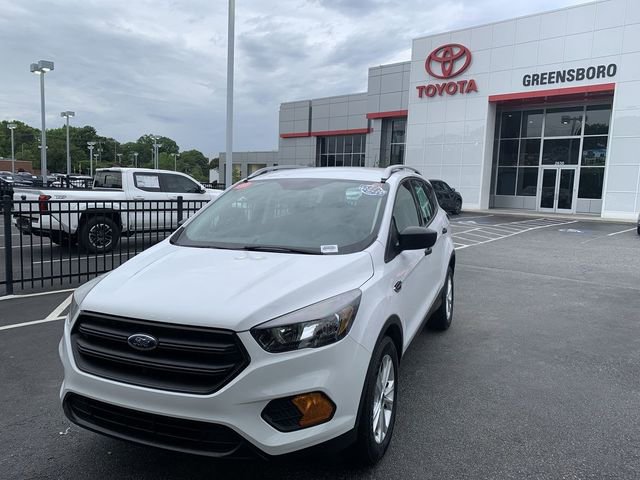 Used 2019 Ford Escape S FWD image 1