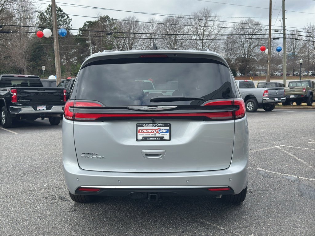 New 2026 Chrysler Pacifica Pinnacle w/ Trailer Tow Group image 6
