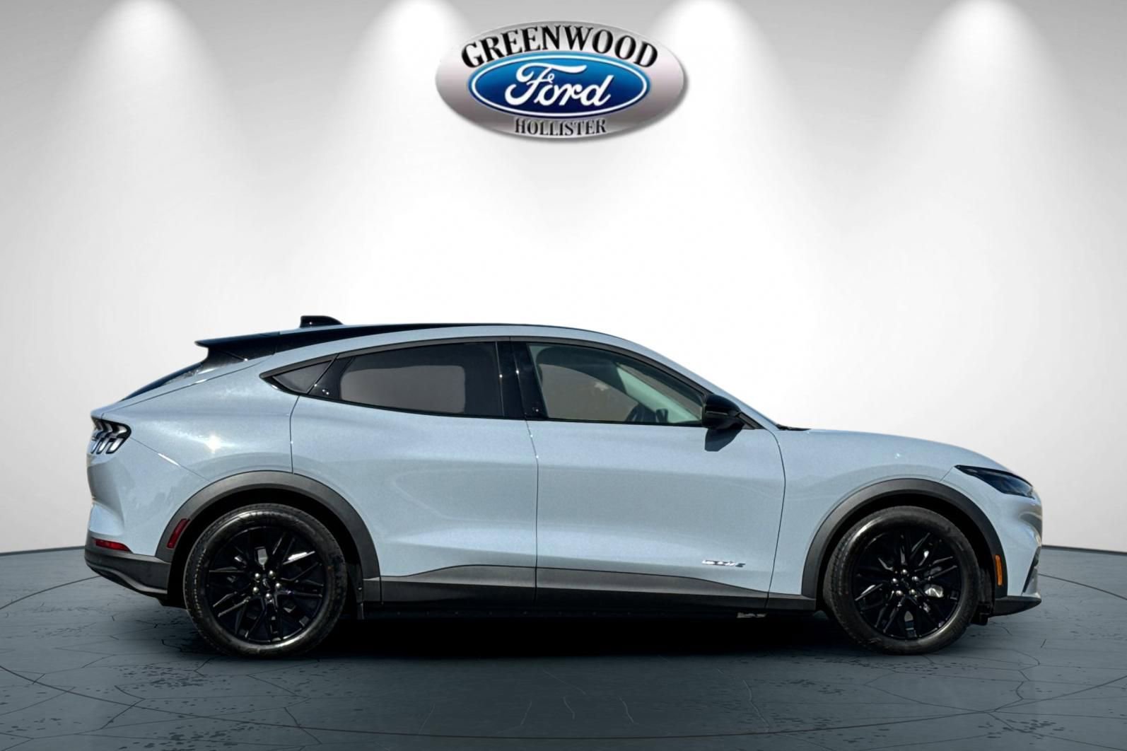 New 2025 Ford Mustang Mach-E Select w/ Comfort Package Lite video 3