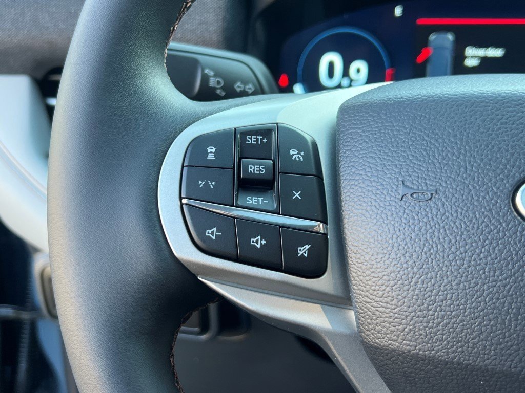 New 2026 Ford Explorer Active w/ Active Comfort Package image 23