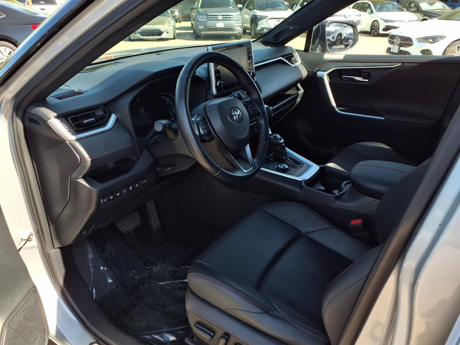 Used 2021 Toyota RAV4 XSE w/ Premium Package AWD/4WD image 15