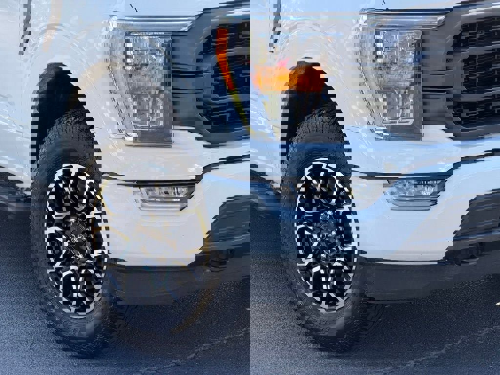 Used 2022 Ford F150 XLT w/ Equipment Group 302A High image 9