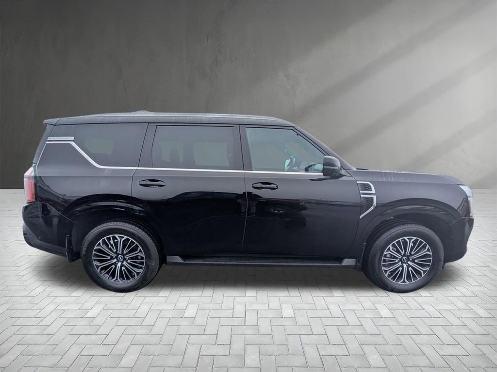 Used 2025 Nissan Armada Platinum image 12