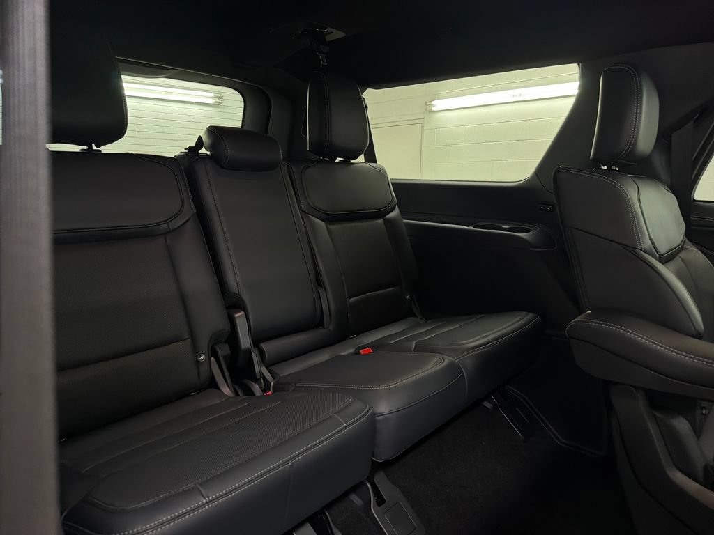 New 2027 Ford Expedition Max Platinum w/ Stealth Appearance Package RWD image 31