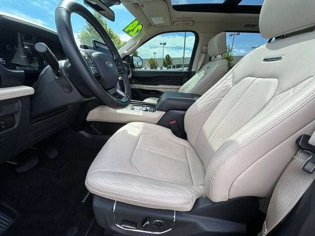 Used 2024 Ford Expedition Max Platinum AWD/4WD image 28