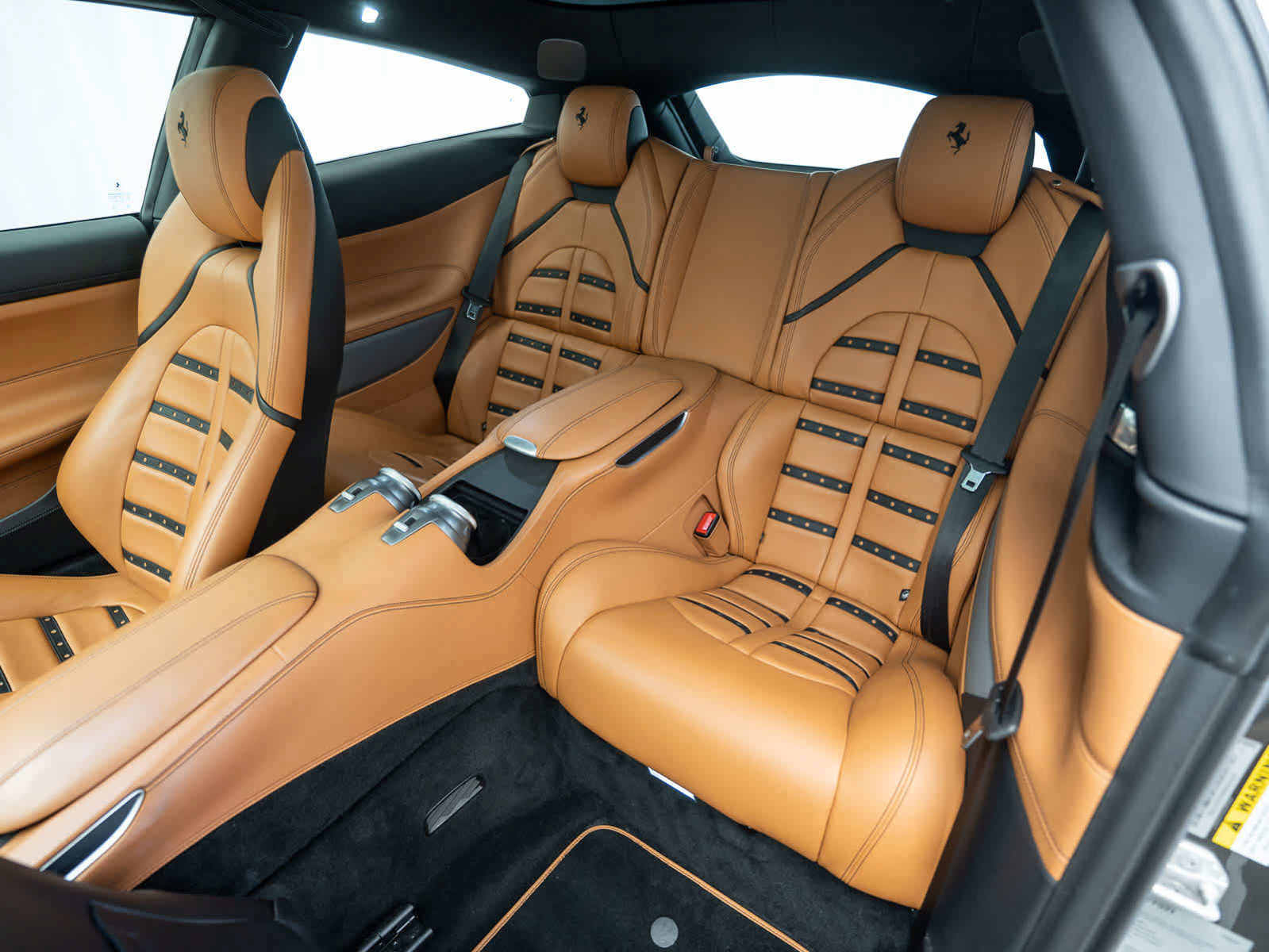 Certified 2018 Ferrari GTC4Lusso AWD/4WD image 18