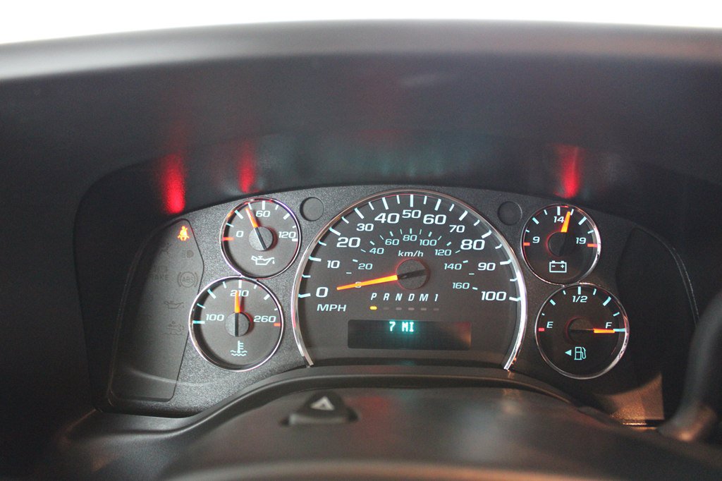 Used 2025 Chevrolet Express 2500 Extended w/ Driver Convenience Package RWD image 26