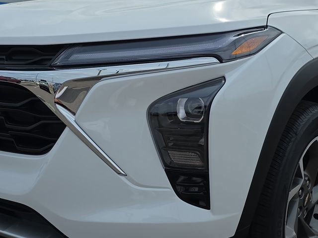 New 2026 Chevrolet Trax LT w/ Driver Confidence Package image 9