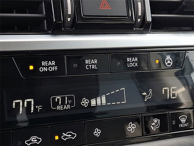 Used 2025 Nissan Pathfinder SL image 28