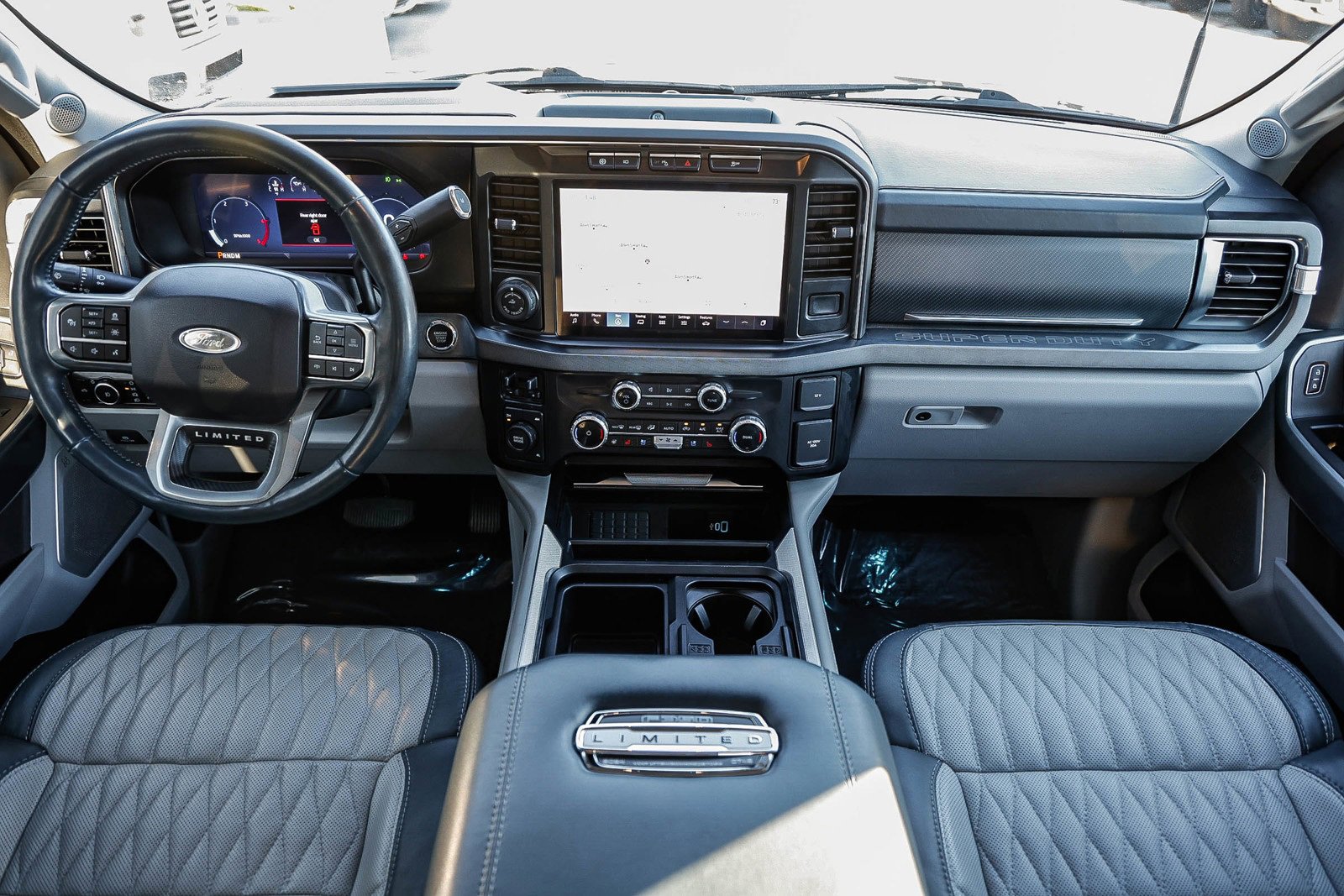 Used 2024 Ford F350 Limited image 10