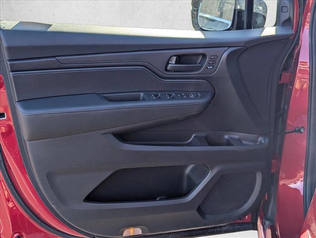 Used 2025 Honda Odyssey Sport-L image 11
