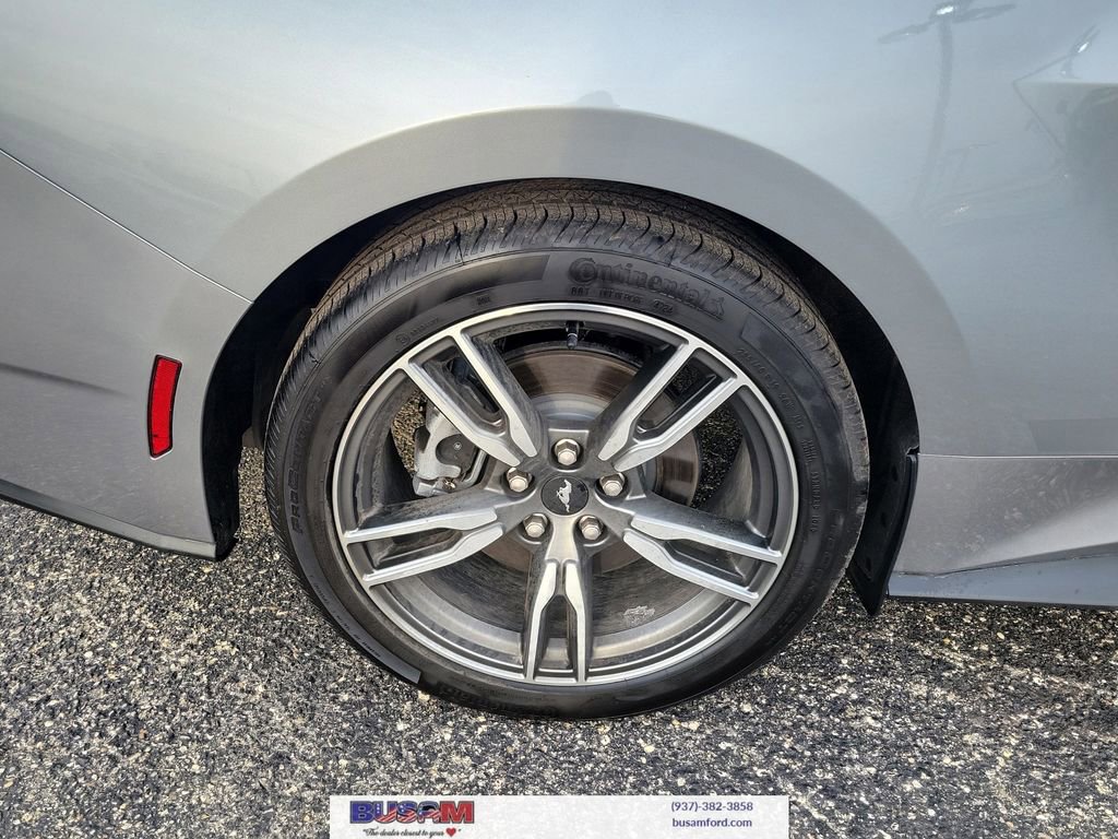 Used 2025 Ford Mustang EcoBoost w/ Wheel & Stripe Package image 5