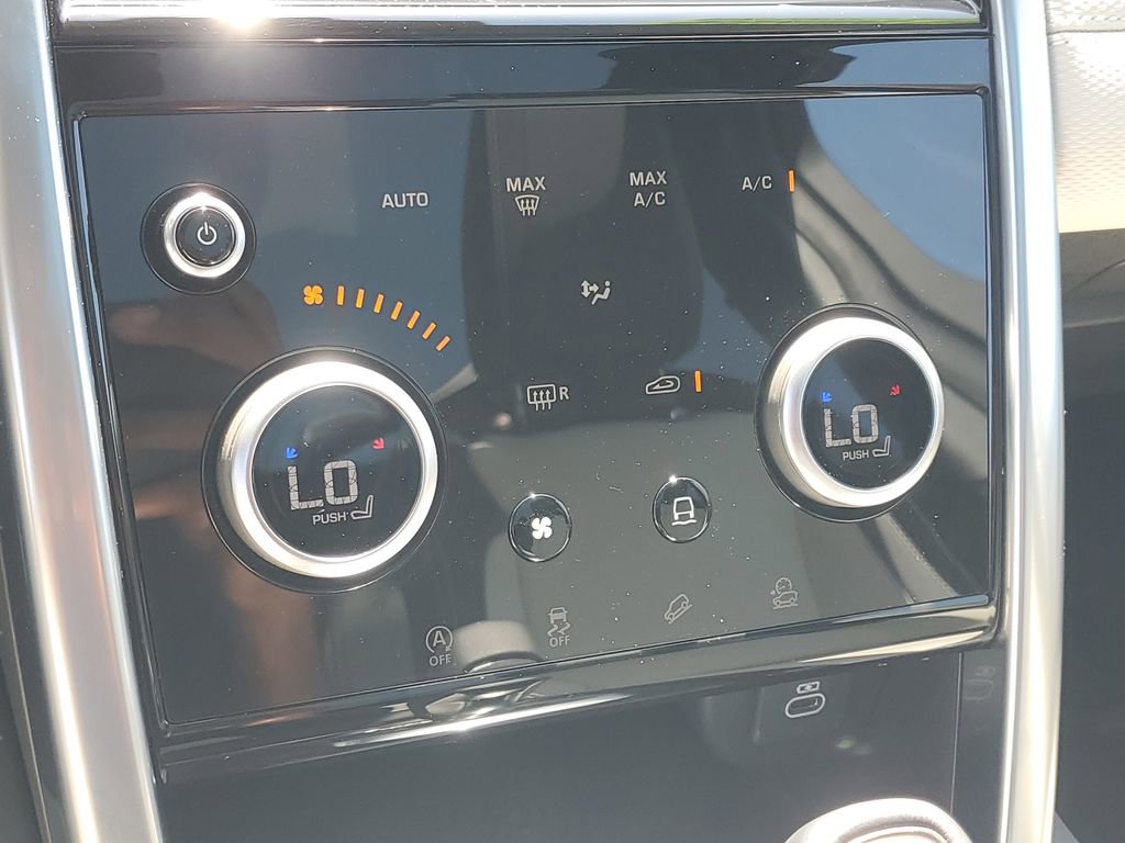 Used 2023 Land Rover Discovery Sport SE R-Dynamic image 31