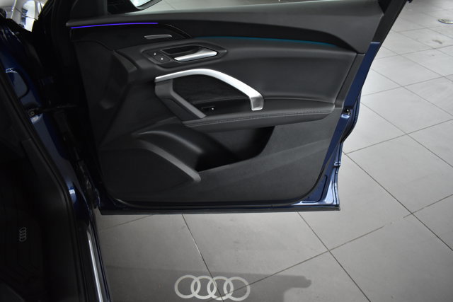Used 2025 Audi Q5 Premium Plus w/ Premium Plus AWD/4WD image 13