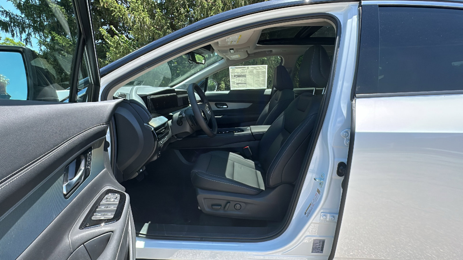 New 2025 Nissan Murano SL w/ Cargo Package image 7