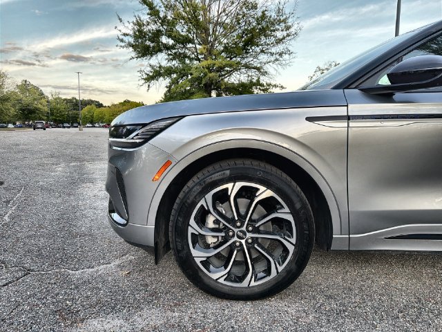 New 2026 Lincoln Nautilus Reserve AWD/4WD image 10