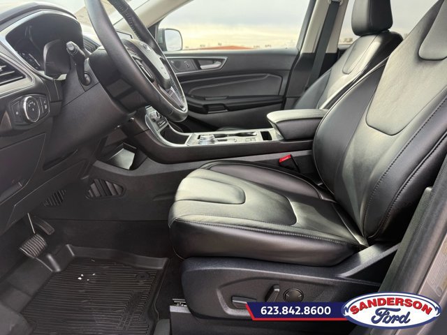 Certified 2021 Ford Edge Titanium AWD/4WD image 17