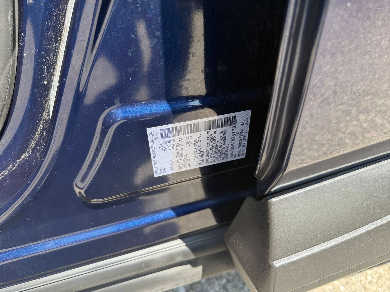 Used 2025 Nissan Rogue SV FWD image 31