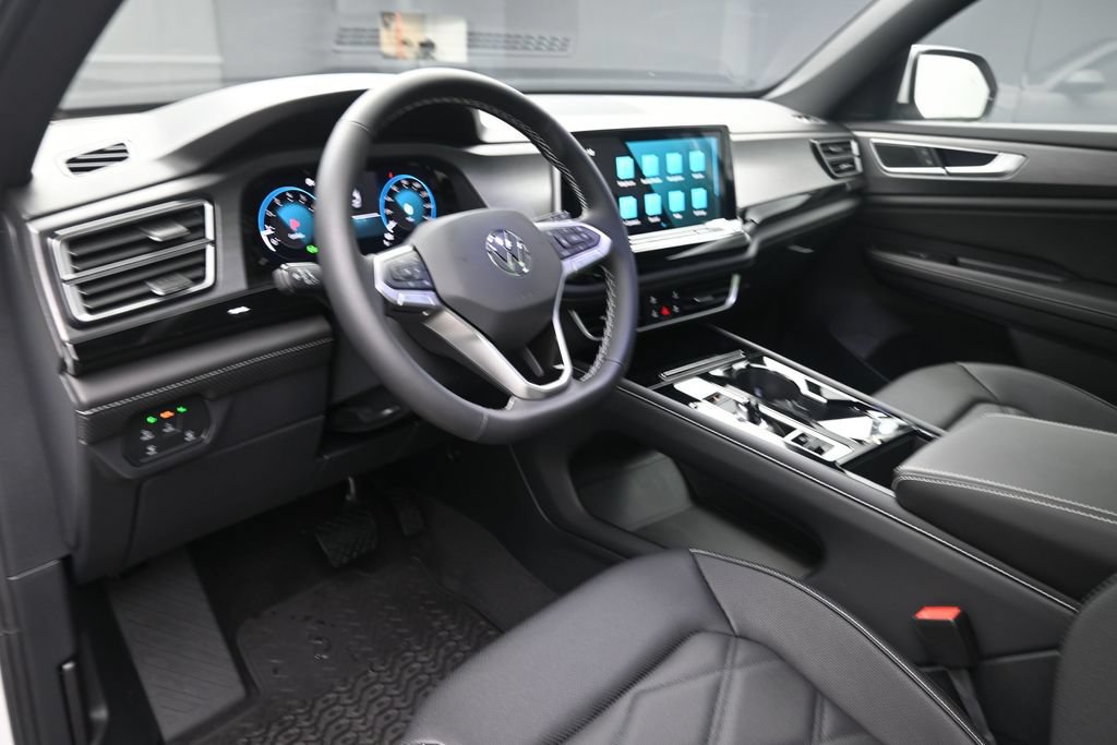 New 2026 Volkswagen Atlas Cross Sport SE FWD image 17