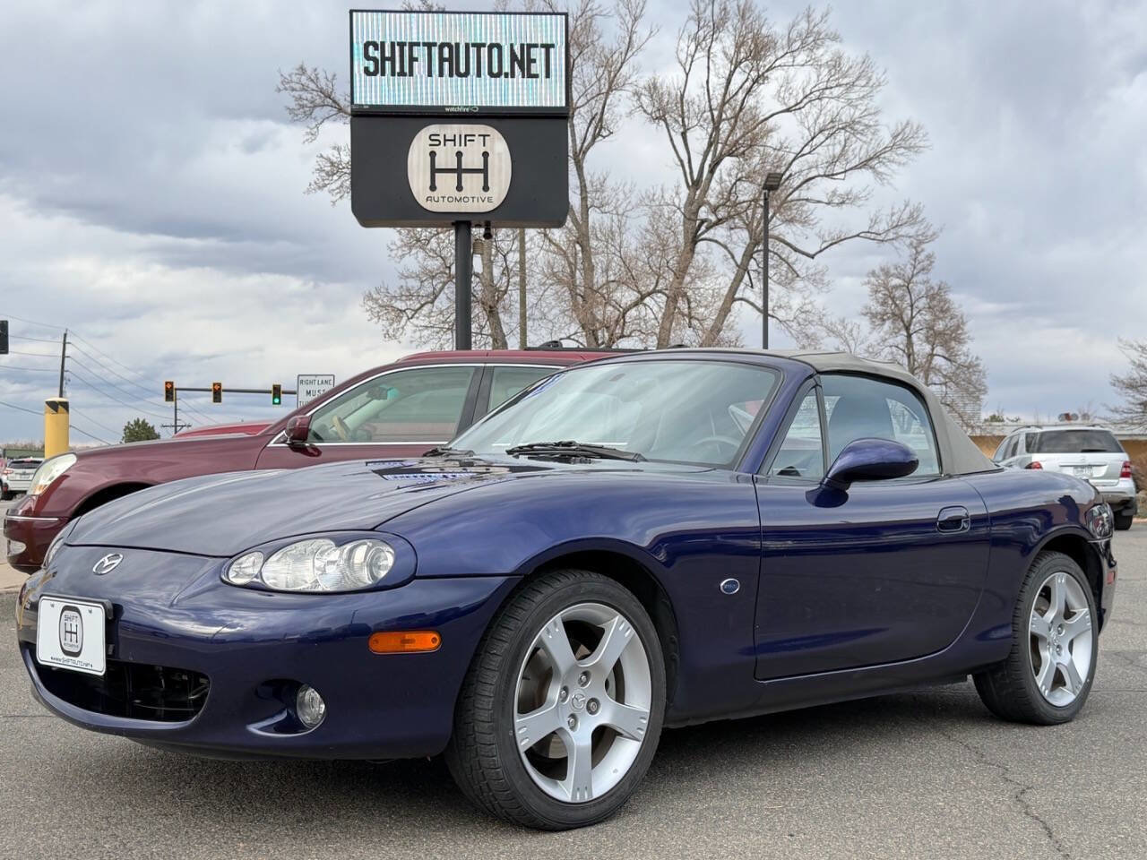Used 2003 MAZDA MX-5 Miata SE image 1