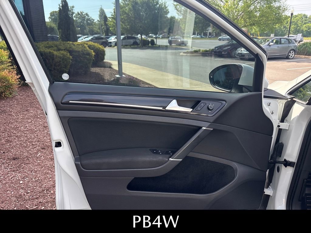 Used 2017 Volkswagen GTI S FWD image 22