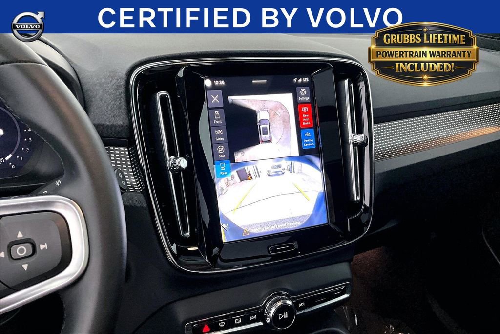 Certified 2025 Volvo XC40 B5 Plus AWD/4WD image 30