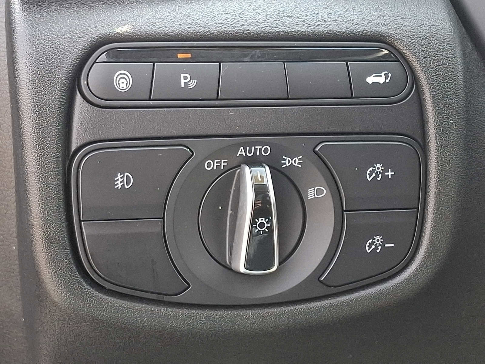 Used 2019 INFINITI QX50 Essential w/ Premium Heat Package image 25