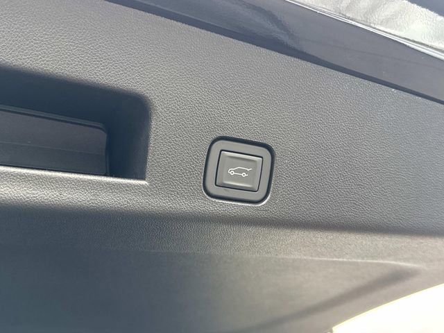 New 2026 Chevrolet Traverse LT w/ Enhanced Driving Package image 14