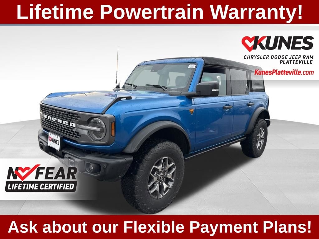 Used 2023 Ford Bronco Badlands image 5