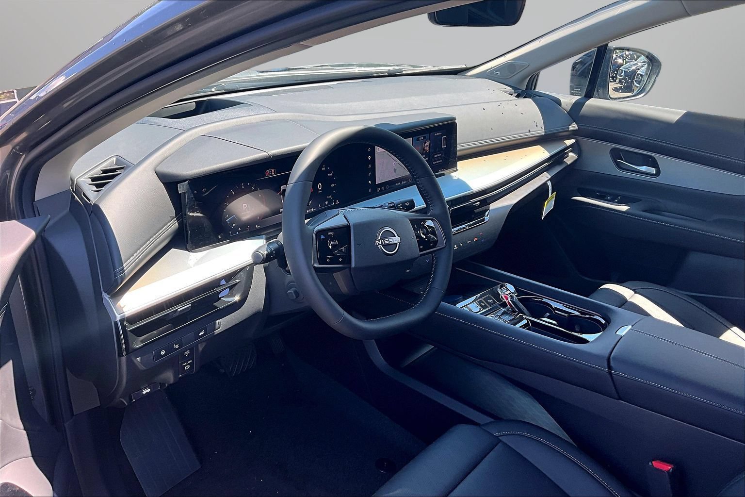 New 2026 Nissan Murano Platinum w/ Cargo Package AWD/4WD image 4