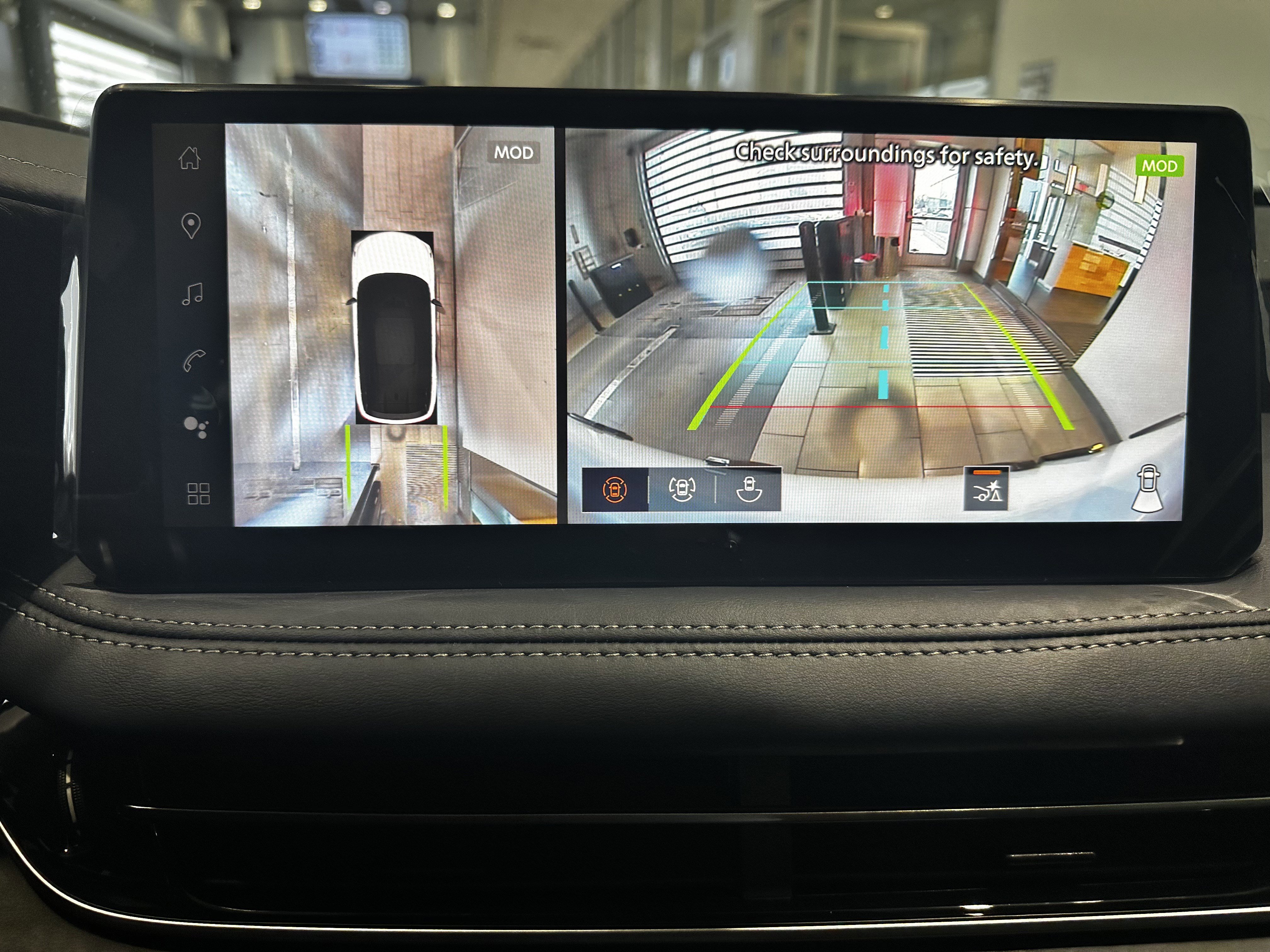 New 2026 INFINITI QX60 Sport w/ Dark Cargo Package image 23