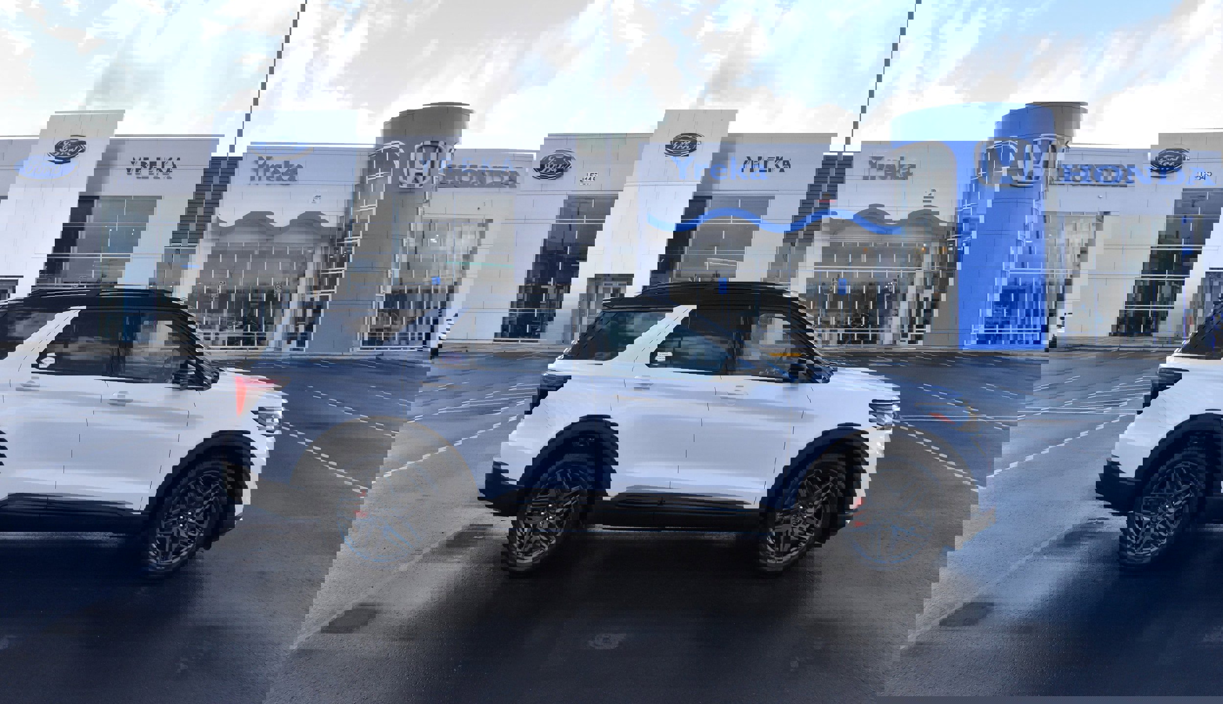 New 2026 Ford Explorer ST w/ Sun And Sound Package image 1