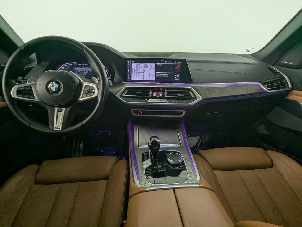 Used 2022 BMW X5 M50i w/ Parking Assistance Package AWD/4WD image 15