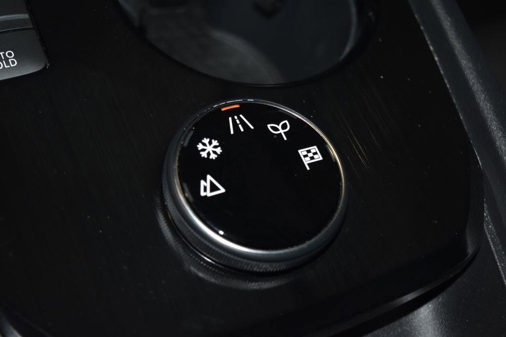 Used 2023 Nissan Rogue SV w/ SV Premium B Package image 17