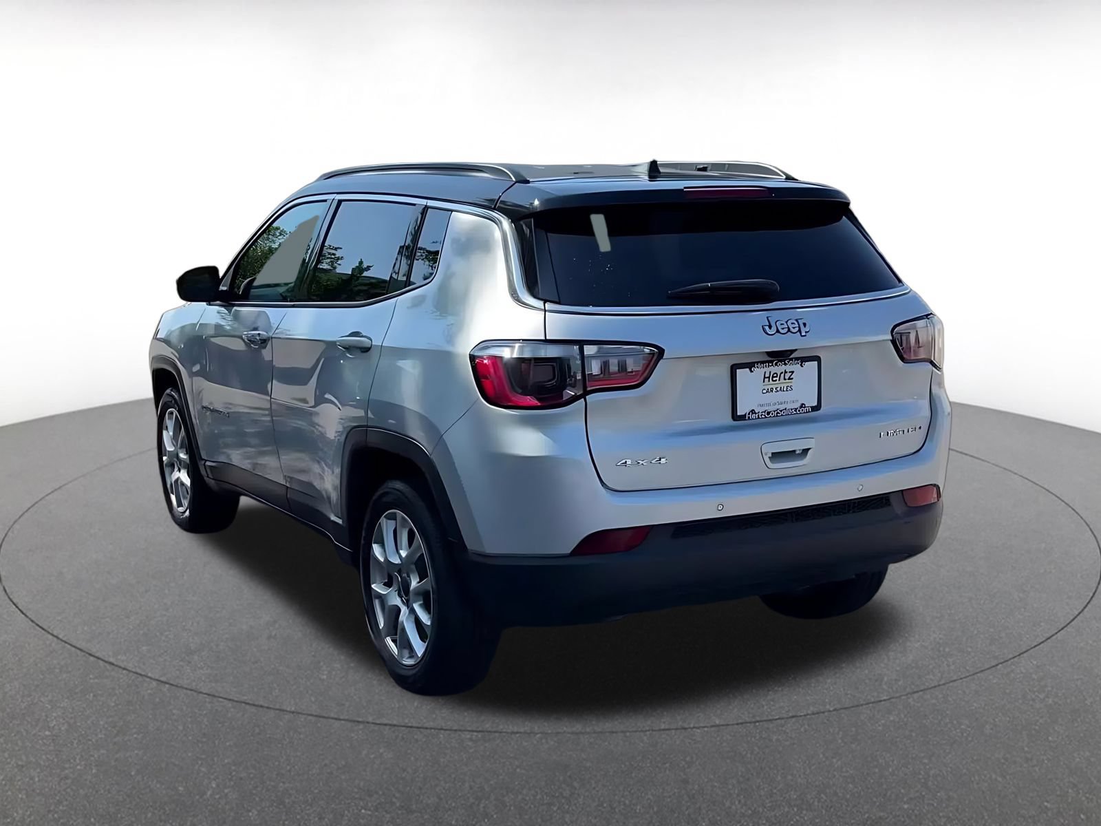 Used 2025 Jeep Compass Limited AWD/4WD image 11