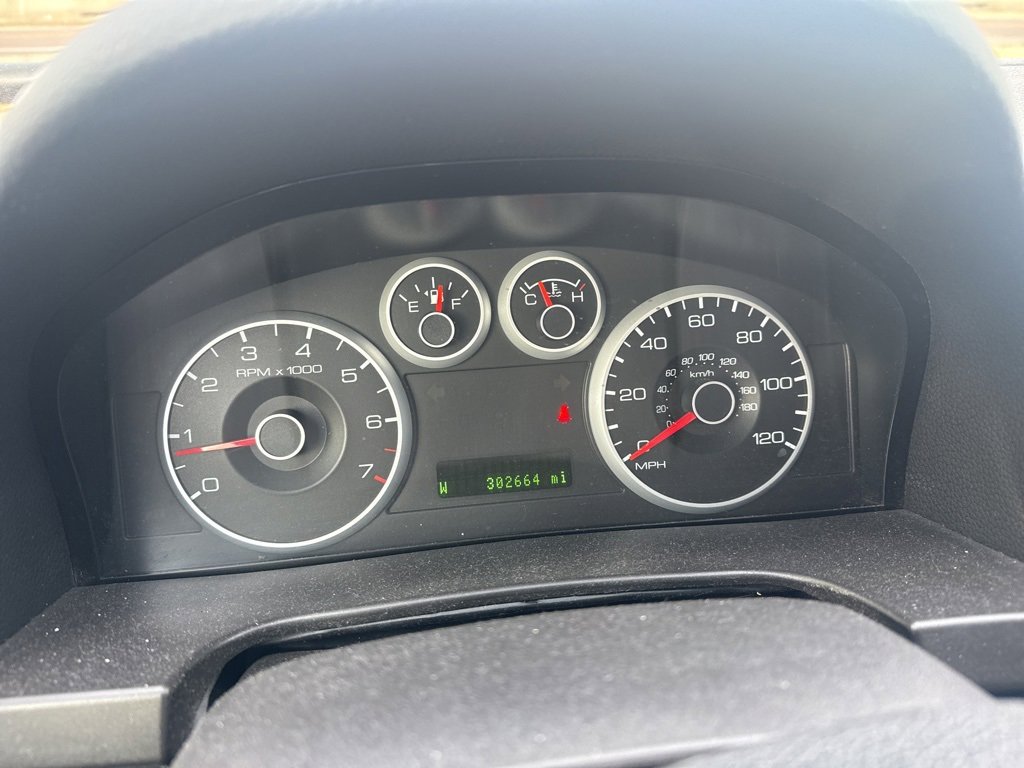 Used 2007 Ford Fusion SEL image 4