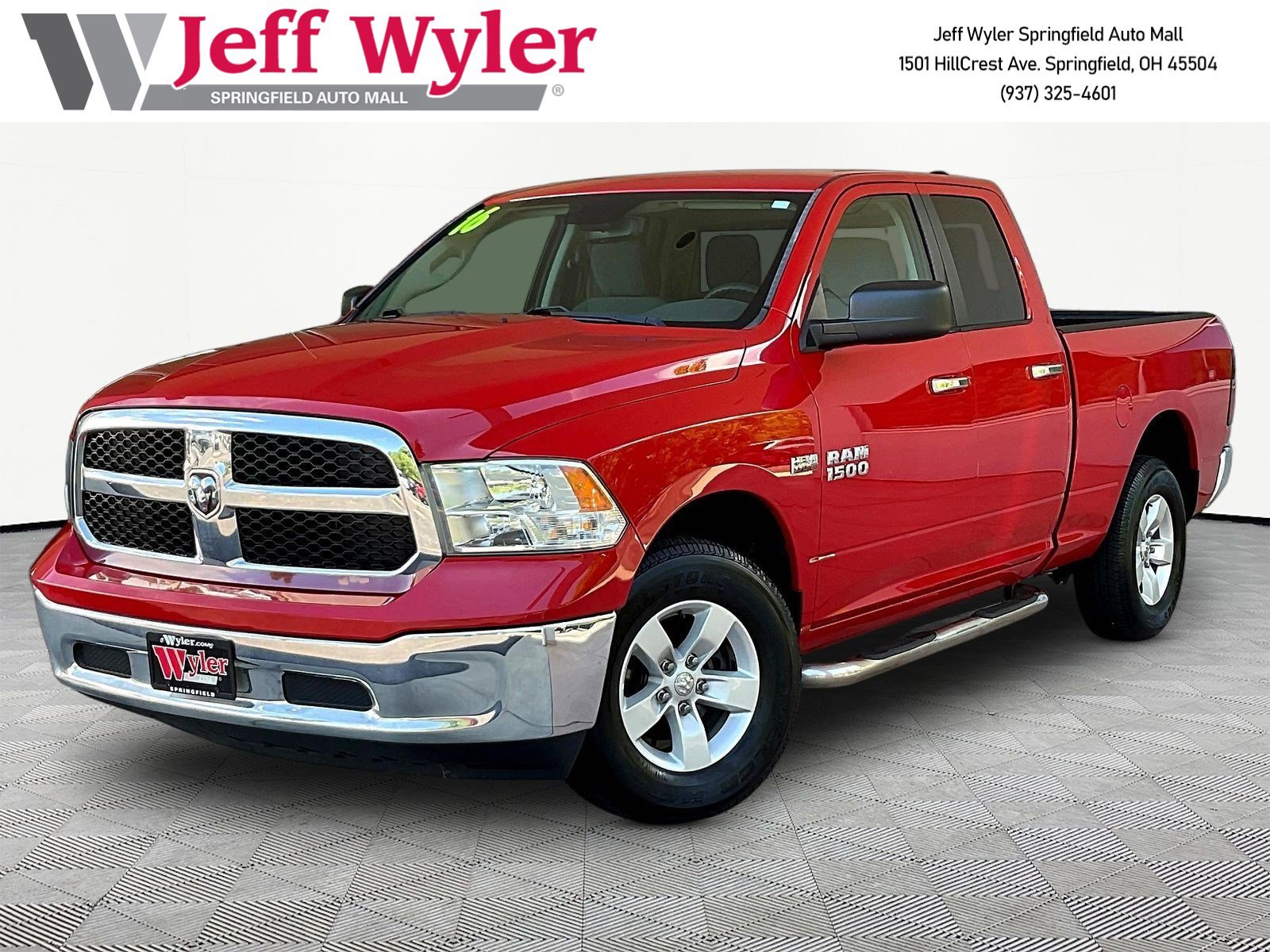 Used 2016 RAM 1500 Classic SLT AWD/4WD image 1
