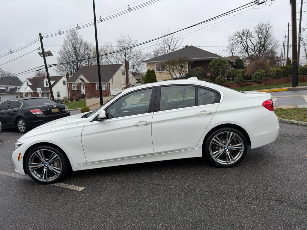 Used 2017 BMW 340i xDrive Sedan image 4