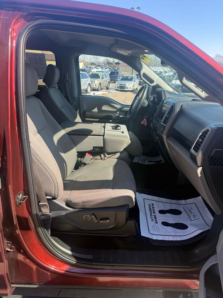 Used 2015 Ford F150 XLT w/ Equipment Group 302A Luxury image 13