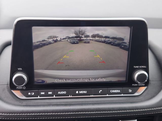 Used 2024 Nissan Rogue SV image 13