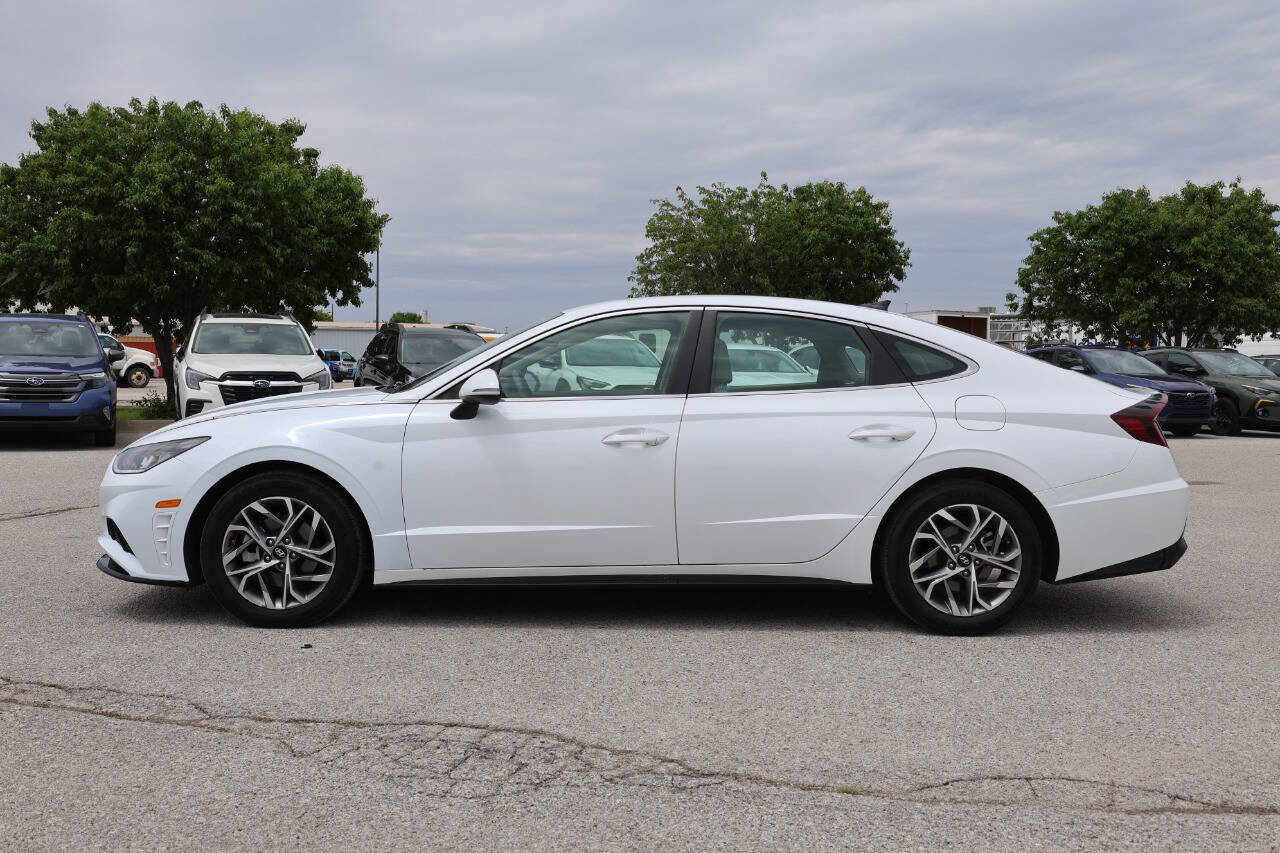 Used 2020 Hyundai Sonata SEL w/ Convenience Package FWD image 8
